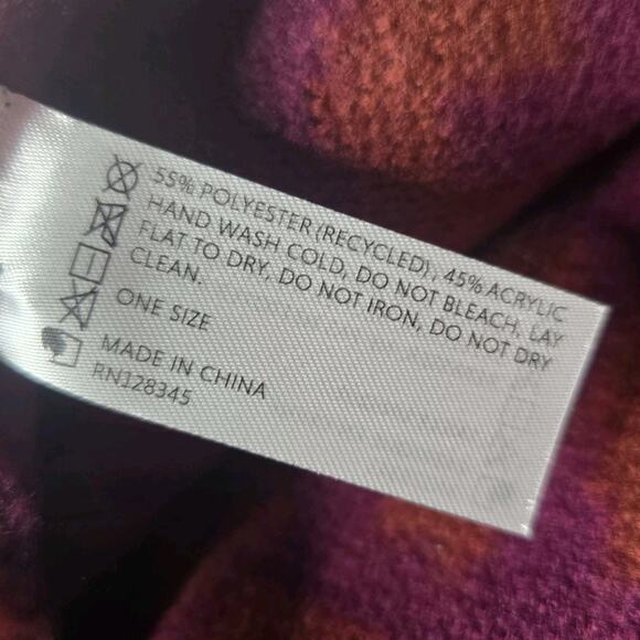 Athleta Morro Cheetah Leopard Animal Print Soft Plush Wrap Around Scarf Purple - Picture 7 of 8